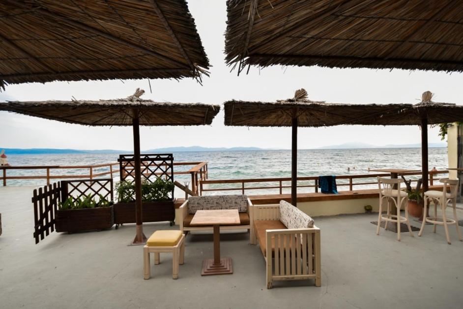 Stone Villa Inside Sea- Kids'Land Πλατανίδια Εξωτερικό φωτογραφία