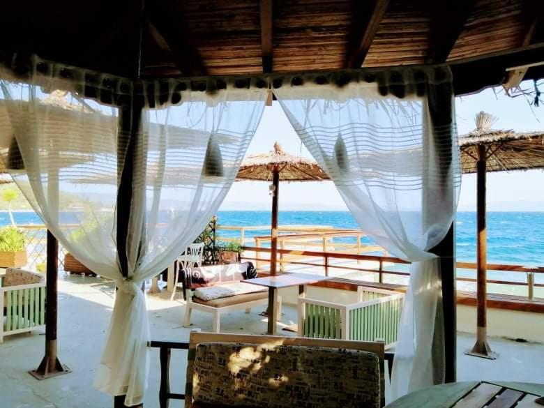 Stone Villa Inside Sea- Kids'Land Πλατανίδια Εξωτερικό φωτογραφία