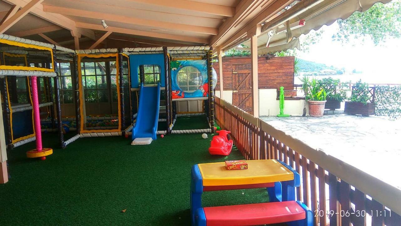 Stone Villa Inside Sea- Kids'Land Πλατανίδια Εξωτερικό φωτογραφία